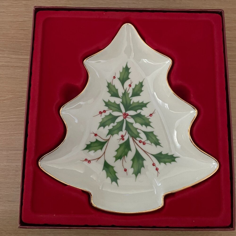 New in Box Lenox Holiday Tree Candy Dish